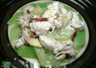 萵筍和魚能一起吃嗎？萵筍可以和魚一起煮嗎？