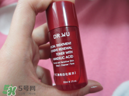 寵愛之名和dr.wu哪個(gè)好？ 寵愛之名和dr.wu對(duì)比