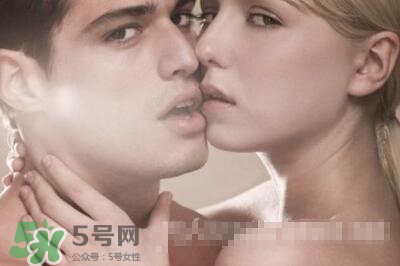 夫妻兩地分居怎么解決生理需求？夫妻兩地分居該如何相處？