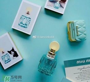 miu miu隨身鏡多少錢？miu miu限量隨身鏡價格上市時間