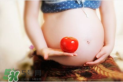 孕婦可以聞?dòng)推嵛秵幔吭袐D聞了油漆味對(duì)胎兒有影響嗎？