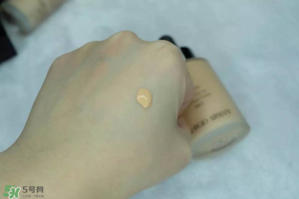 混合皮用什么粉底液？混合皮膚用什么粉底液比較好？