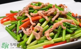 蒜苔炒肉怎么做才好吃？蒜苔炒肉的做法