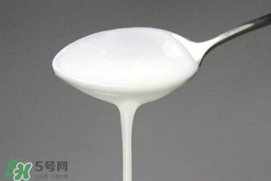 吃蝦爬子能喝酸奶嗎？蝦爬子和酸奶能一起吃嗎？
