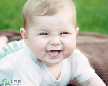 寶寶嗓子啞了該怎么辦？寶寶嗓子護(hù)養(yǎng)怎么做？
