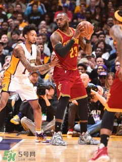nike lebron 14怎么樣？耐克lebron 14測評(píng)