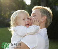 家長什么時候可以帶寶寶進行戶外活動？寶寶最佳的戶外運動時間是什么？