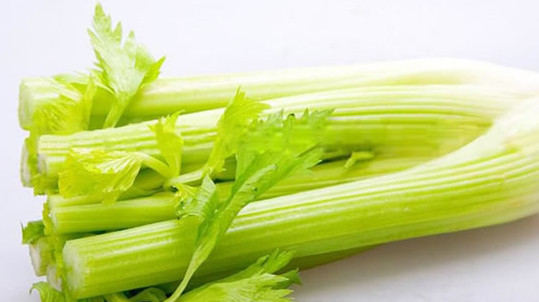 西芹是芹菜嗎？西芹和芹菜的區(qū)別