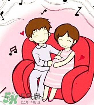 孕婦摸肚子對胎兒有什么危害嗎？孕婦摸肚子的正確方法？