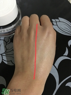 蒂佳婷素顏霜孕婦可以用嗎？v7素顏霜孕婦可以用嗎