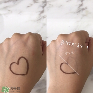 雅詩蘭黛持妝氣墊怎么樣？雅詩蘭黛持妝氣墊好用嗎