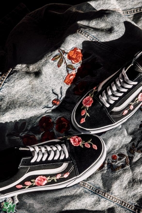 amac customs與vans高定鞋子多少錢？