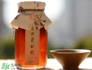 櫻桃酒葡萄酒合在一起好嗎？櫻桃酒和葡萄酒的區(qū)別