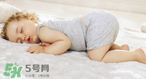 孩子發(fā)燒到39度該怎么辦？ 孩子39度能用物理降溫嗎？