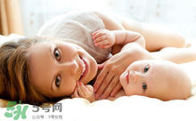 哺乳期媽媽用護膚品對寶寶有影響嗎？哺乳期能不能用護膚品？