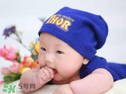寶寶可以吃小龍蝦嗎？多大的寶寶可以吃小龍蝦呢？