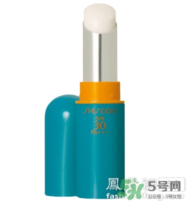 防曬唇膏要卸妝嗎？防曬潤唇膏要卸妝嗎