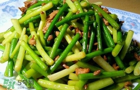 蒜薹可以和什么炒？蒜薹可以炒什么