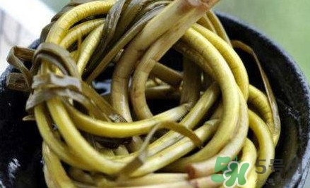 蒜薹怎么腌？腌蒜臺(tái)的家常做法大全