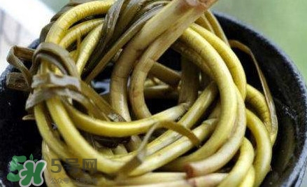 怎樣腌蒜苔容易儲存？怎樣腌蒜苔放的時間長