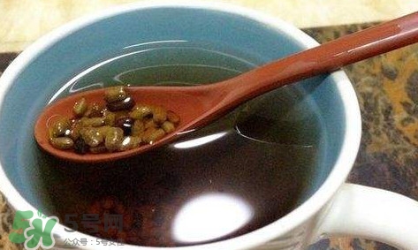 決明子泡水喝要炒熟嗎？決明子泡水的功效