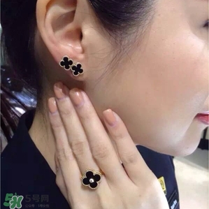 梵克雅寶項(xiàng)鏈?zhǔn)鞘裁床馁|(zhì)？vca項(xiàng)鏈?zhǔn)屈S金的嗎