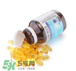 嬰兒吃魚肝油上火嗎？嬰兒吃魚肝油會(huì)不會(huì)引起上火？