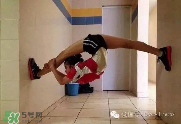 堅(jiān)持做一個(gè)月平板支撐會(huì)怎樣？女生做平板支撐一個(gè)月