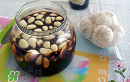 醋泡大蒜有什么功效？醋泡大蒜的功效