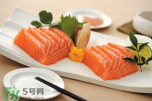 孕婦可以吃三文魚嗎？孕婦可以吃三文魚壽司嗎？