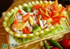 甜瓜和蝦能一起吃嗎？吃蝦還可以吃甜瓜嗎？
