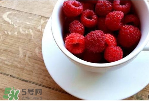 覆盆子是野草莓嗎？覆盆子是桑椹嗎？
