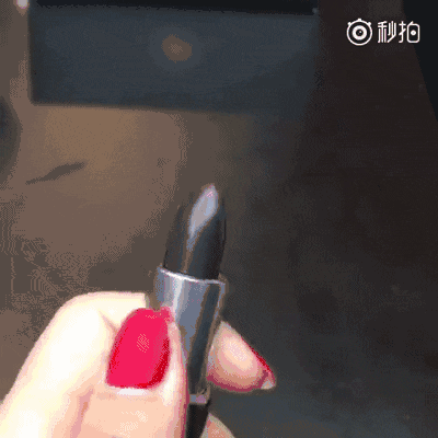 紀(jì)梵希雙色唇膏口紅什么時候上市？紀(jì)梵希雙色唇膏上市時間