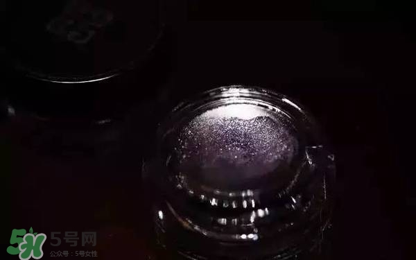 紀(jì)梵希黑紫色眼影膏怎么樣？紀(jì)梵希黑紫色眼影膏多少錢？