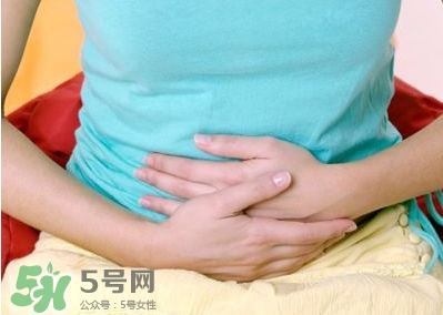 月經(jīng)少而黑什么原因？月經(jīng)少而黑怎么調(diào)理