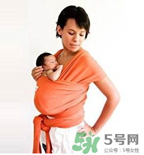 背巾適合多大的寶寶？背巾寶寶多大可以用？