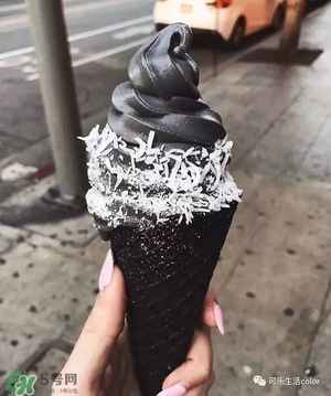 炭黑冰淇淋好吃嗎？炭黑冰淇淋哪里買？
