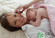 夏天做月子穿什么鞋？夏天做月子如何選擇鞋子？