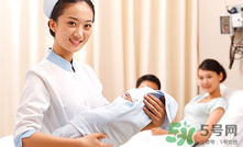 夏天坐月子可以天天洗澡嗎？夏季坐月子能洗澡嗎？