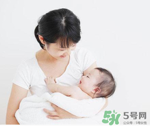 夏天坐月子可以天天洗澡嗎？夏季坐月子能洗澡嗎？