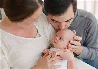 夏天坐月子可以吹風(fēng)扇嗎？夏天風(fēng)扇能不能給產(chǎn)婦用？