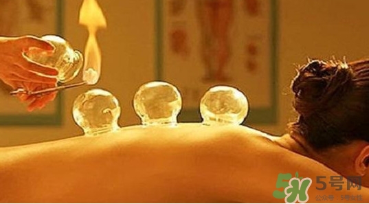 刮痧拔罐可以同時做嗎？刮痧拔罐能一起做嗎