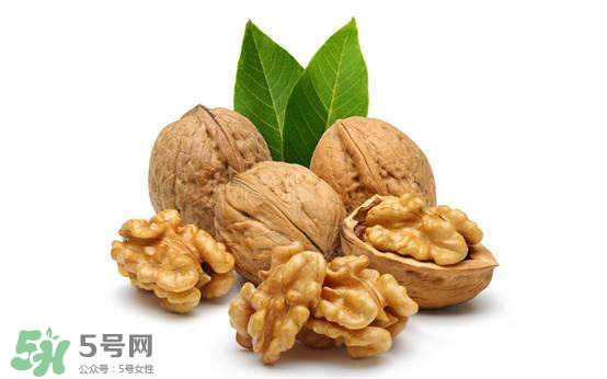 核桃仁怎么保存？核桃仁生吃好還是熟吃好？