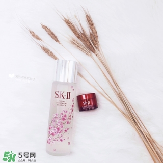 sk2櫻花版和普通版的區(qū)別 skii櫻花神仙水和普通版哪個(gè)貴？