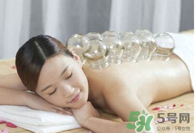 女人刮痧好還是拔罐好？刮痧和拔罐的區(qū)別