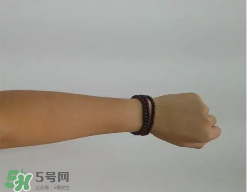 大創(chuàng)美白乳液多少錢？大創(chuàng)美白乳液為什么那么便宜
