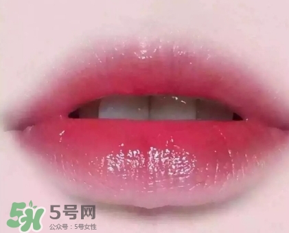 嬌蘭小黑裙唇膏口紅007多少錢(qián)？嬌蘭小黑裙007專(zhuān)柜價(jià)
