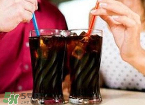 有哪些飲料屬于碳酸飲料？碳酸飲料有哪些品牌