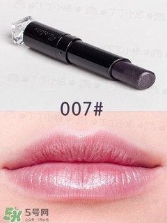 嬌蘭小黑裙007值得入嗎？嬌蘭小黑裙007唇膏口紅怎么樣？