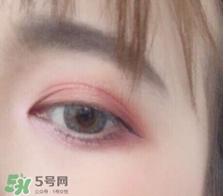 makeup revolution桃花盤怎么畫(huà)？makeup revolution桃花盤教程